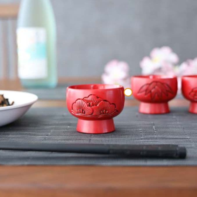 村上木彫堆朱 漆器 お猪口ぐい呑み 松竹梅 盃 無形文化財 工芸品 酒器 小鉢