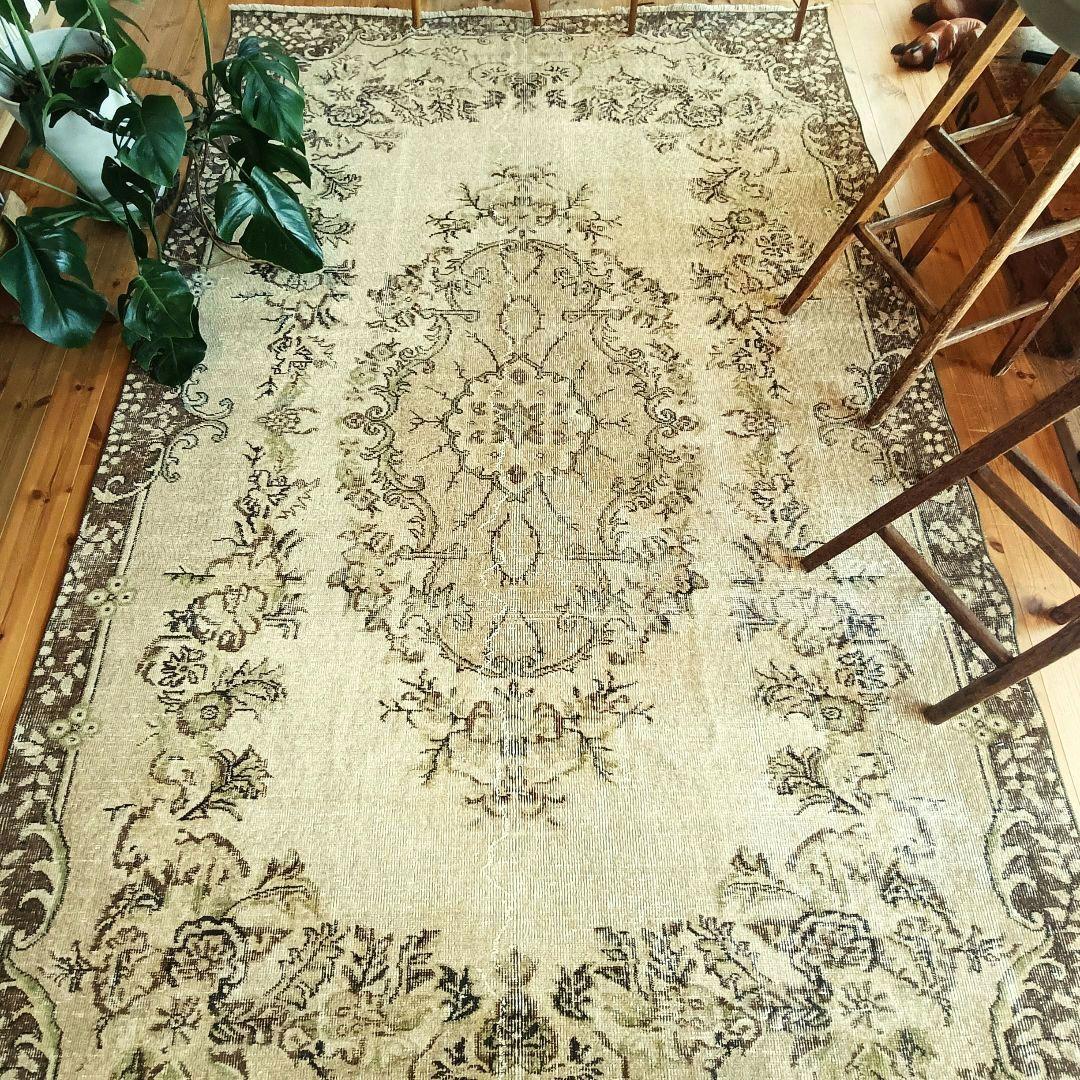 【1970s】超大判! トルコ製ヴィンテージラグ オーバーダイ　トライバルラグ