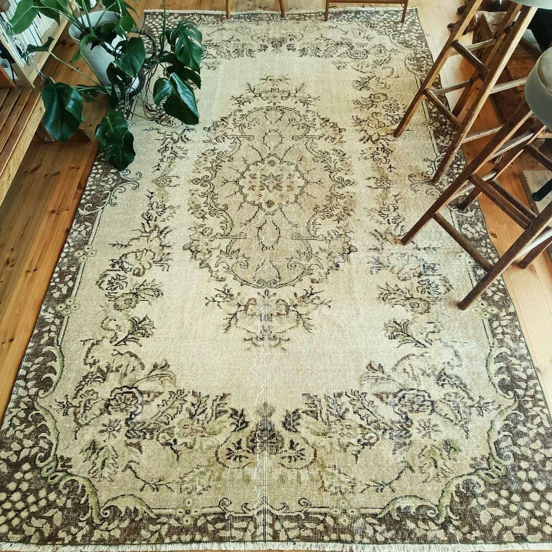 【1970s】超大判! トルコ製ヴィンテージラグ オーバーダイ　トライバルラグ