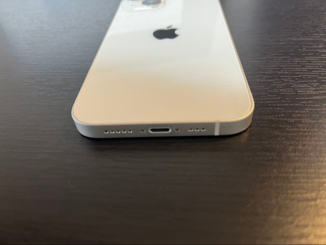 iPhone13 スターライト SIMフリー