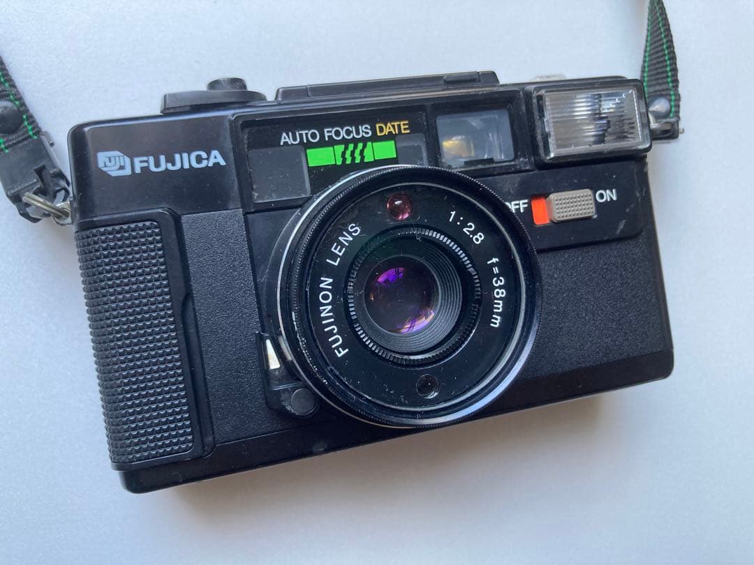 使いやすい！　富士フイルム　FUJICA auto7コンパクトカメラ