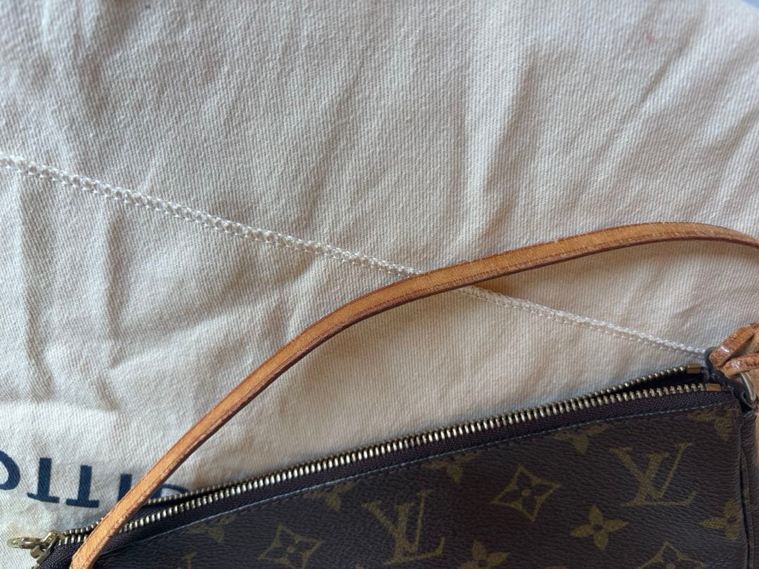 ※ みこ LOUIS VUITTON アクセソワール アクセサリーポーチ