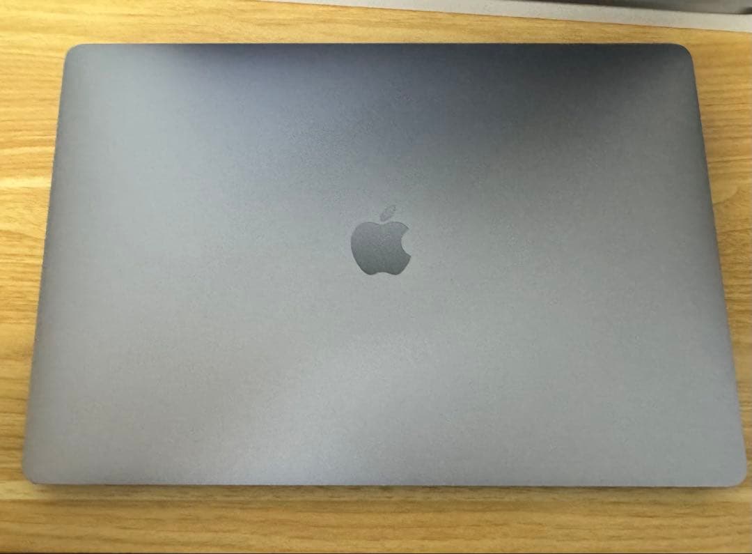 Apple MacBook スペースグレー 本体 充電器付き