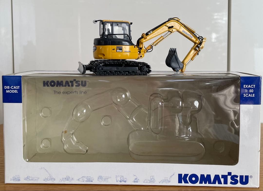 コマツ PC 88MR ダイキャストモデル 1/50