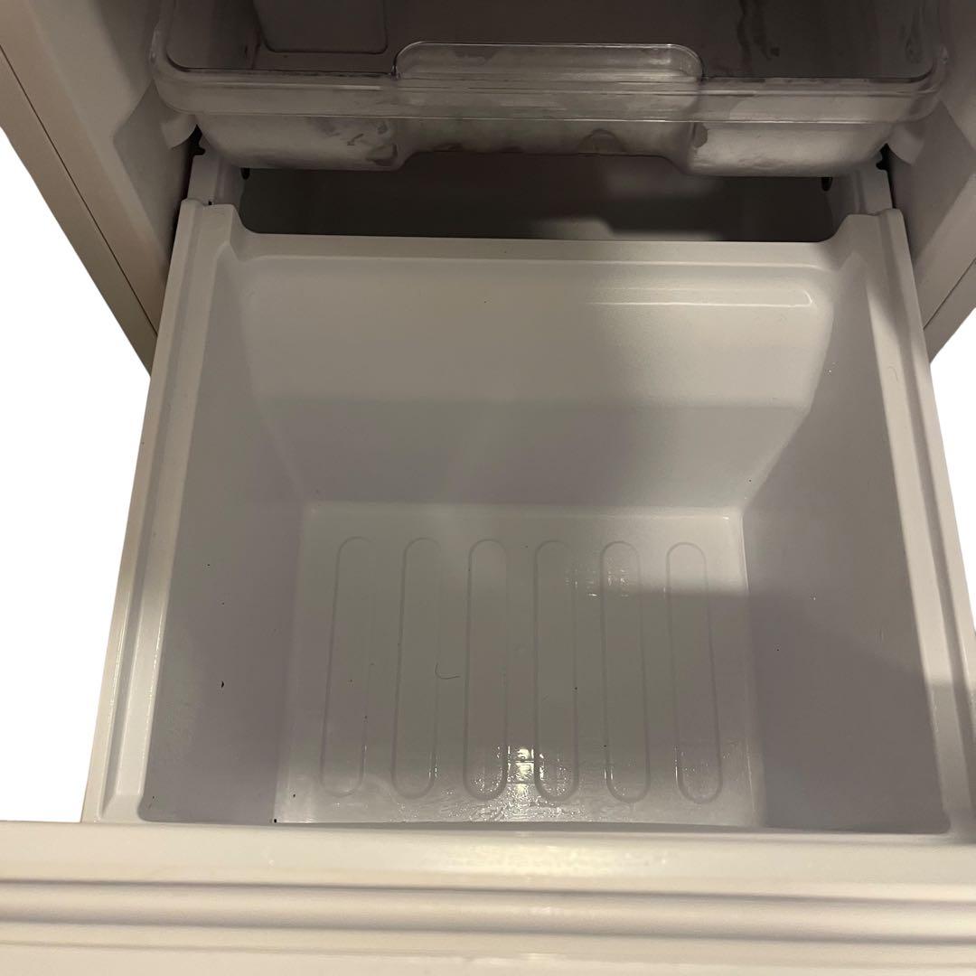 【美品】SHARP 一人暮らし冷蔵庫 SJ-D15J-W 152L 2023年製