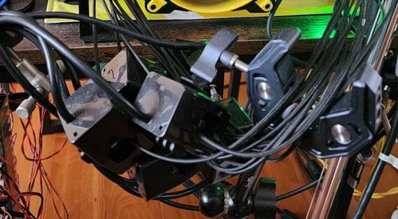 Nvidia RTX5090 12VHPWRケーブル・本体焼損回避システム