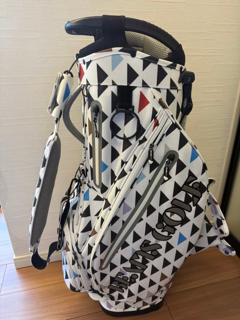 【新品未使用】BEAMSゴルフのキャディバッグ