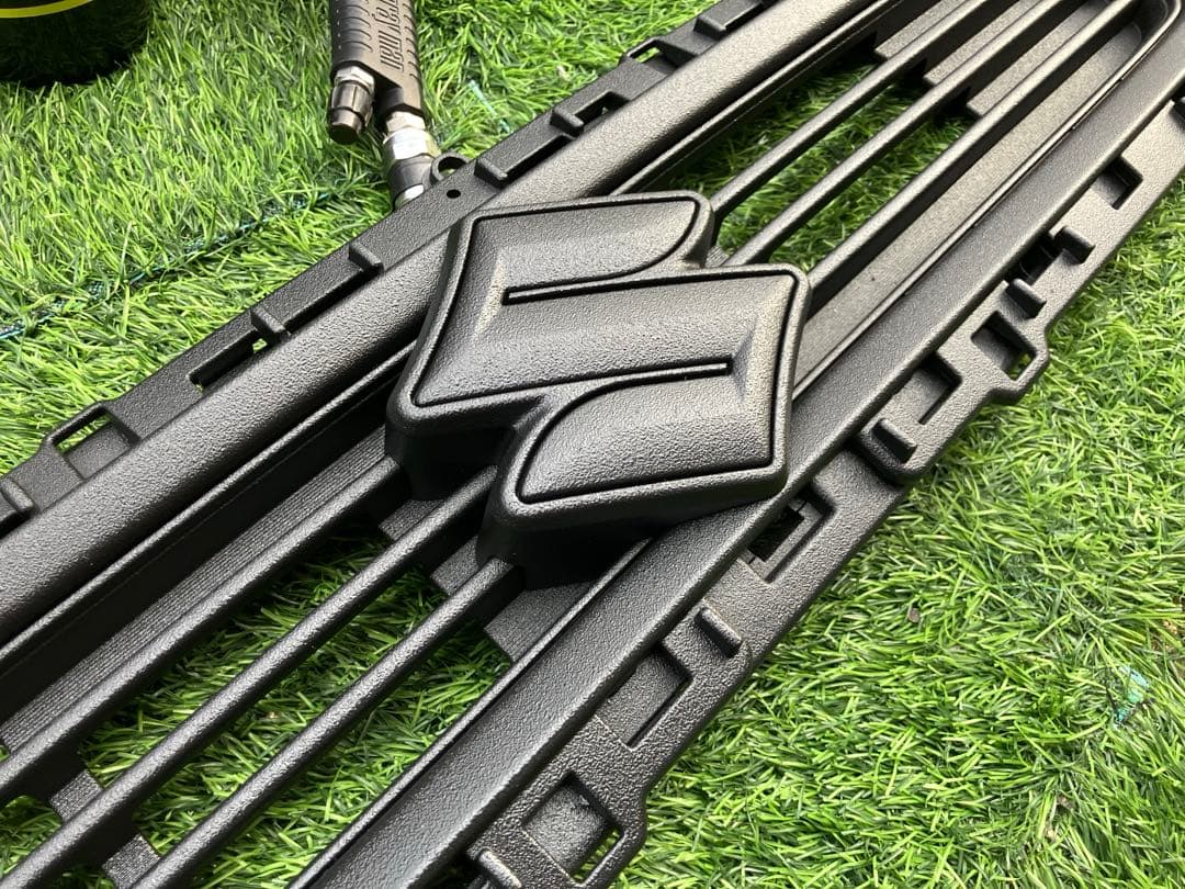 スズキ　ハスラー　グリル、ヘッドライトカバー本物ラプターライナー塗装ブラック