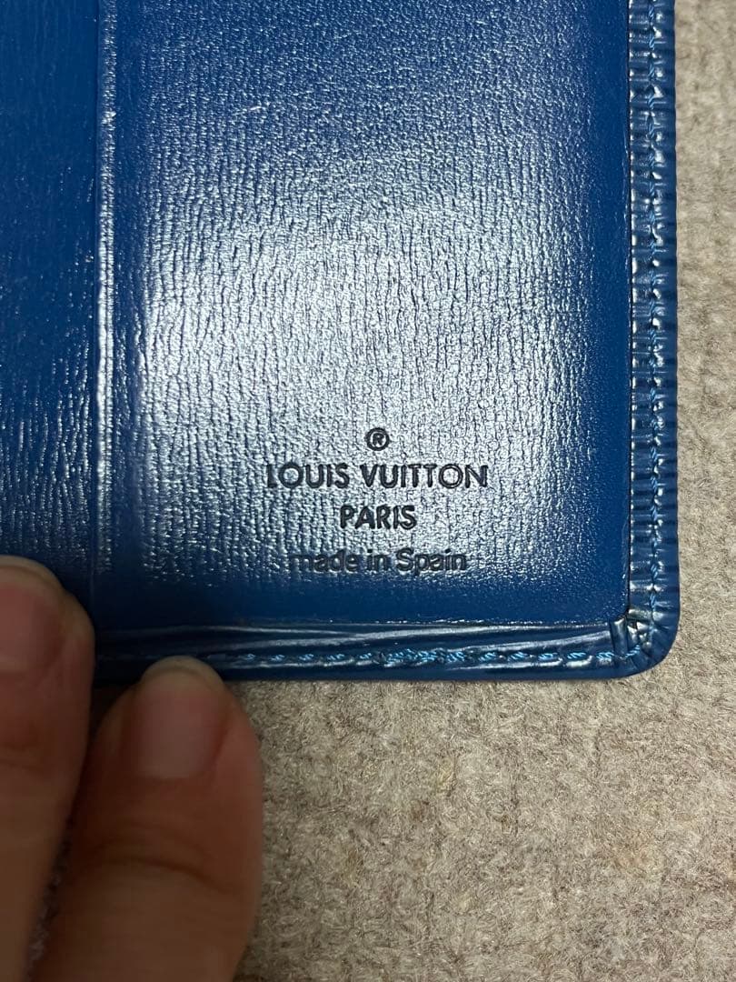 【美品】ルイヴィトン エピ ブルー 名刺入れ カードケース