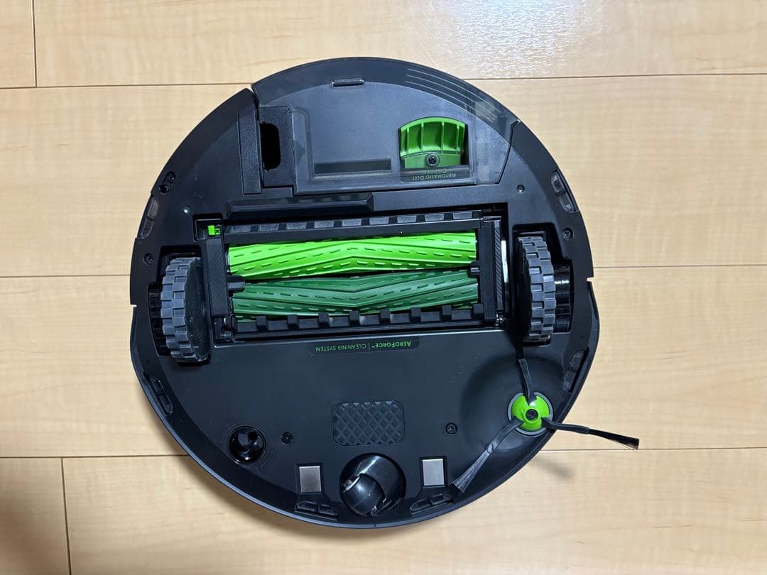 iRobot Roomba j7+ ロボット掃除機 本体 J755860