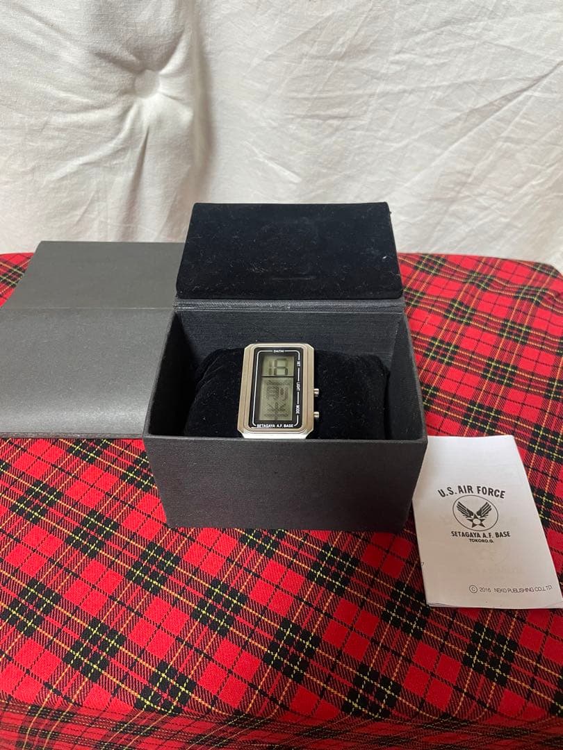 値下げ❗️ 世田谷ベース DAITAI時計 ケース.取扱説明書付き.電池交換済み