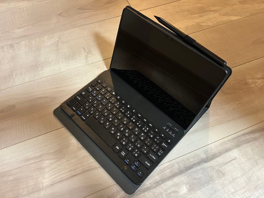 Lenovo Tab B10 3rd Gen タブレット キーボード、ケース付き