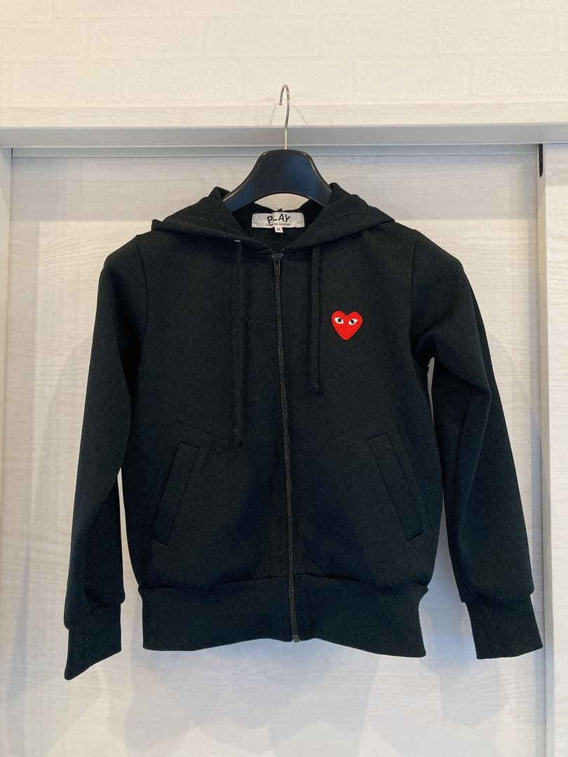 早い者勝ち☆美品☆コムデギャルソン☆PLAY☆パーカー　M