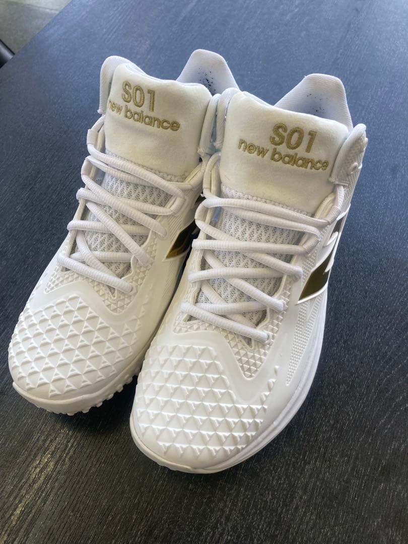 new balance トレーニングシューズ