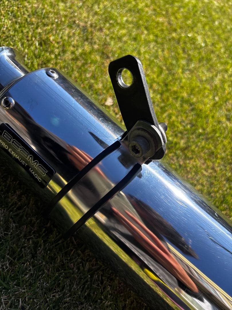 moneyグラストラッカー　BEAMS SS300ソニックマフラー