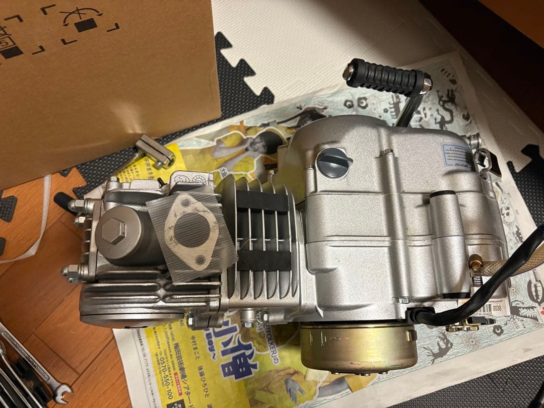 ロンシン125cc エンジン　4速マニュアルクラッチ