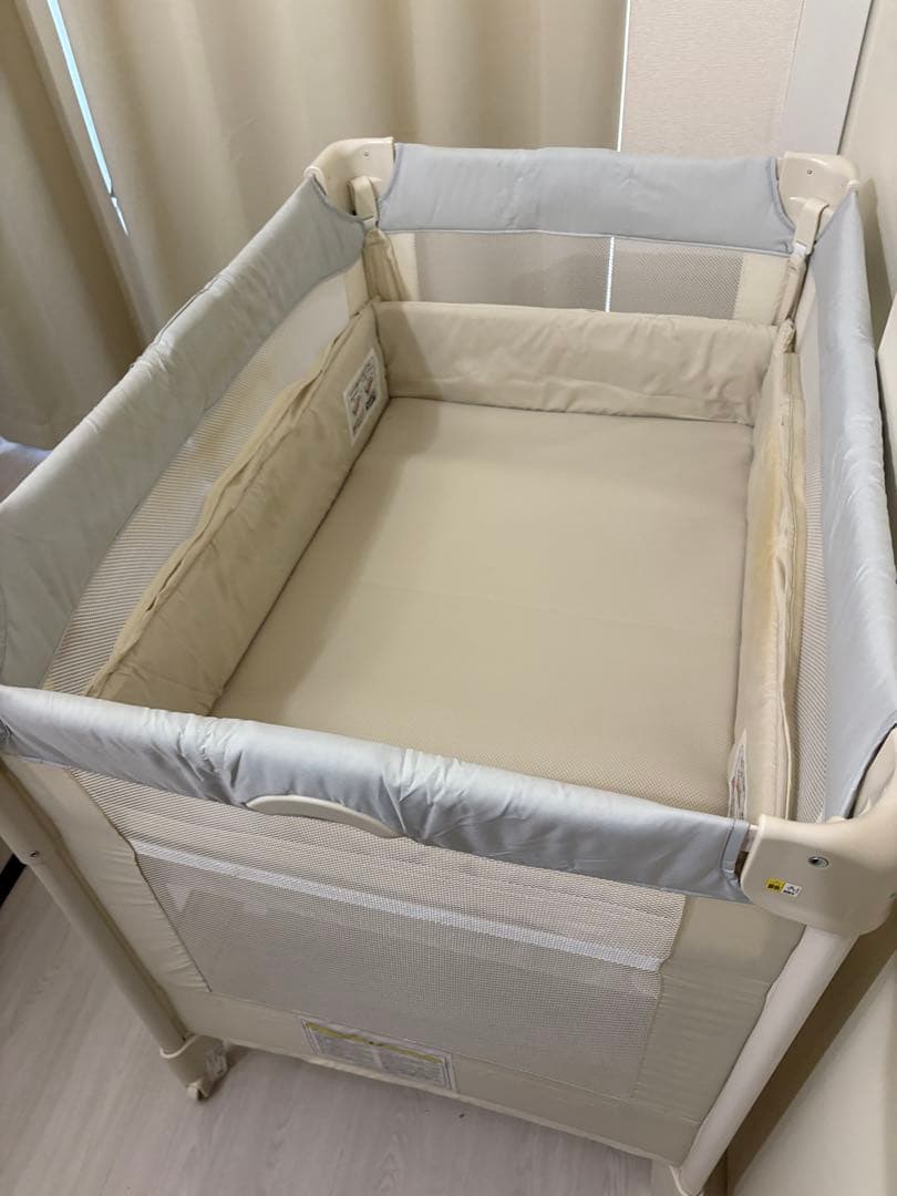 【即日発送￼】アップリカ ココネルエアー AB ホワイトグレー【使用3ヶ月】￼