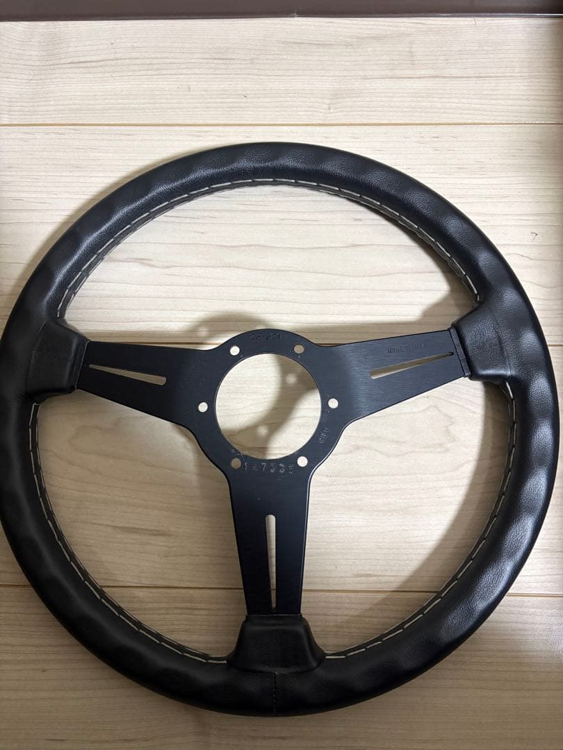 NARDI CLASSIC ブラックレザー/スポーク（34φ） N341