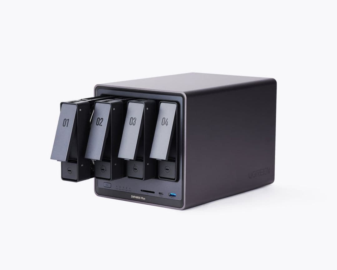 (ほぼ未使用)UGREEN NASync DXP4800 Plus