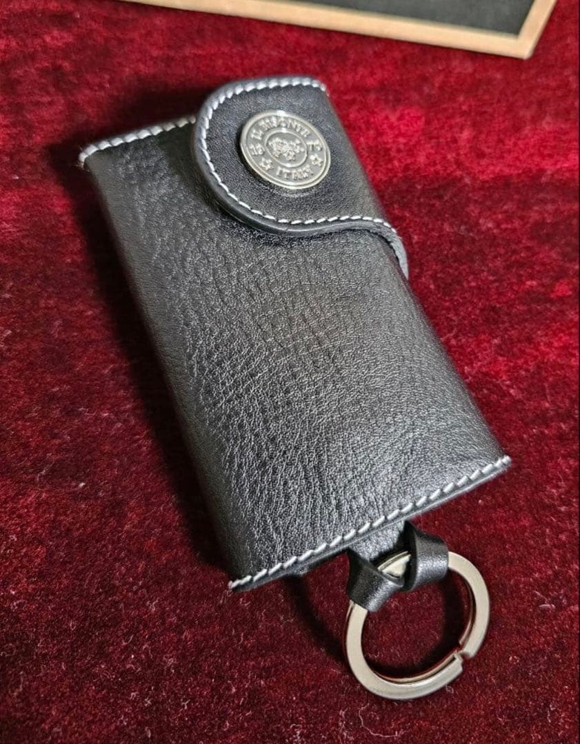 イルビゾンテ 55周年記念デザイン メダルコレクション キーケース