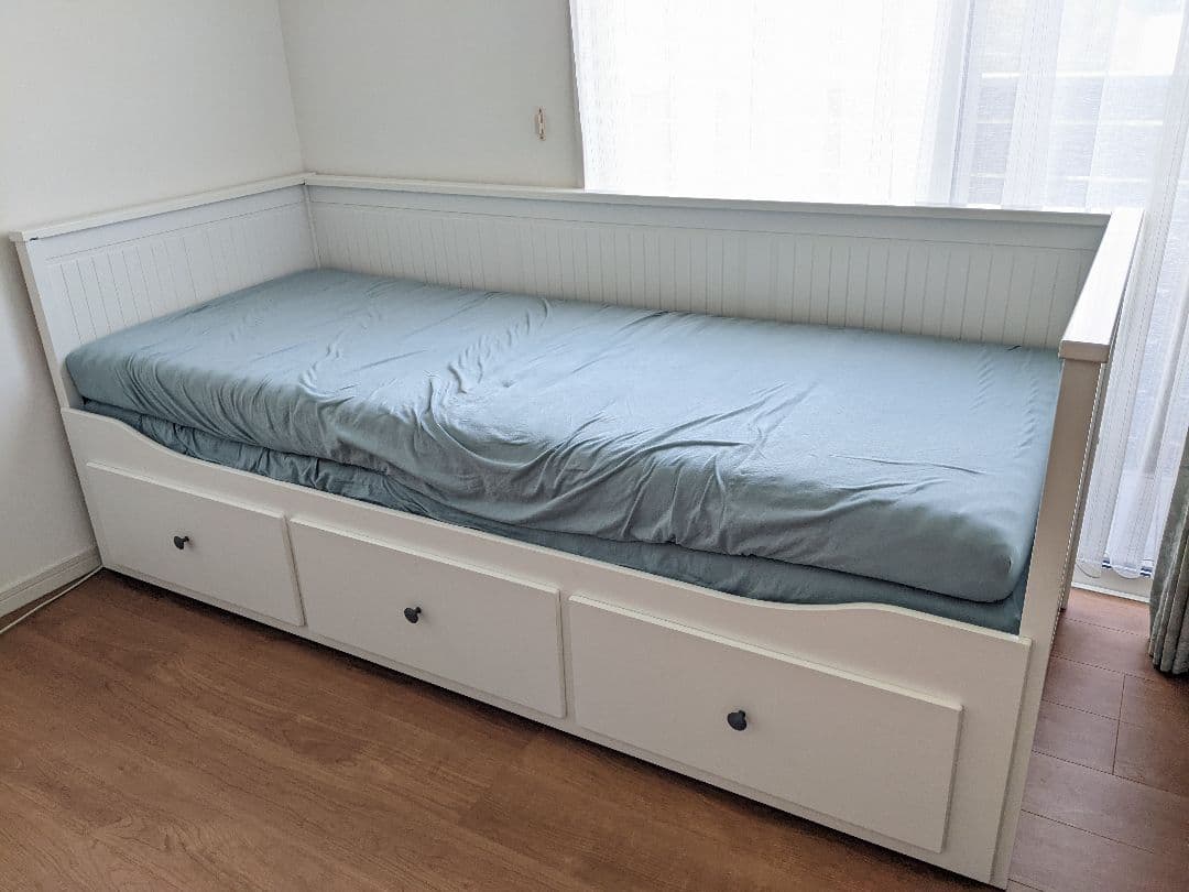 【美品】IKEA HEMNES ベッドフレーム シングル　ダブル引き出し付き