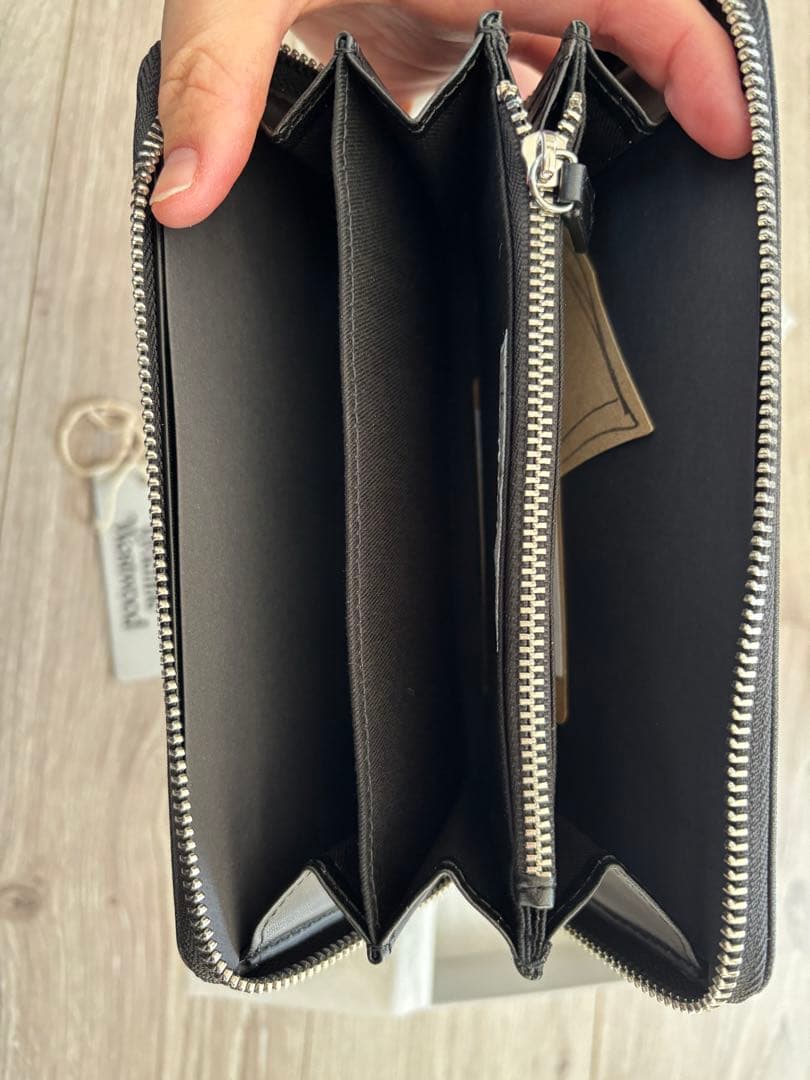 新品 Vivienne Westwood 長財布