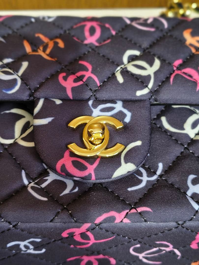 ノベルティ マトラッセショルダーバッグ