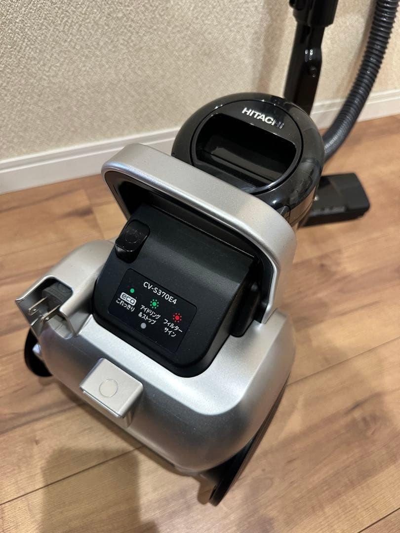 げんさん専用⭐︎HITACHI サイクロン掃除機 CV-S370E4 値段交渉可