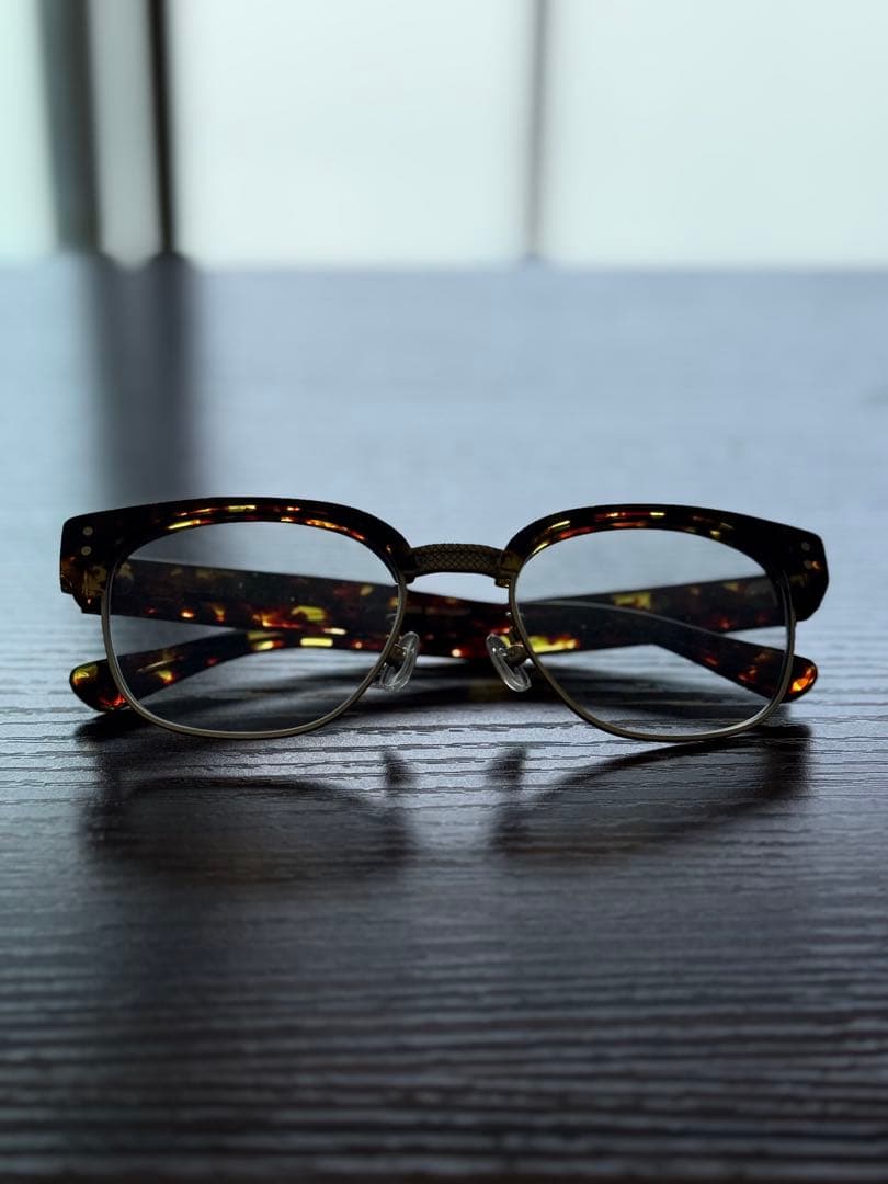 調光サングラス UNCROWD/アンクラウド　LANCER tort/clear