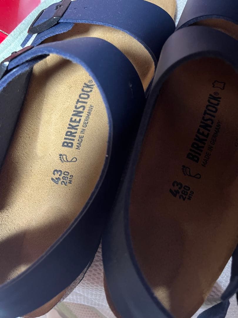 美品BIRKENSTOCK ビルケンシュトック　ミラノ　ネイビー サンダル 43