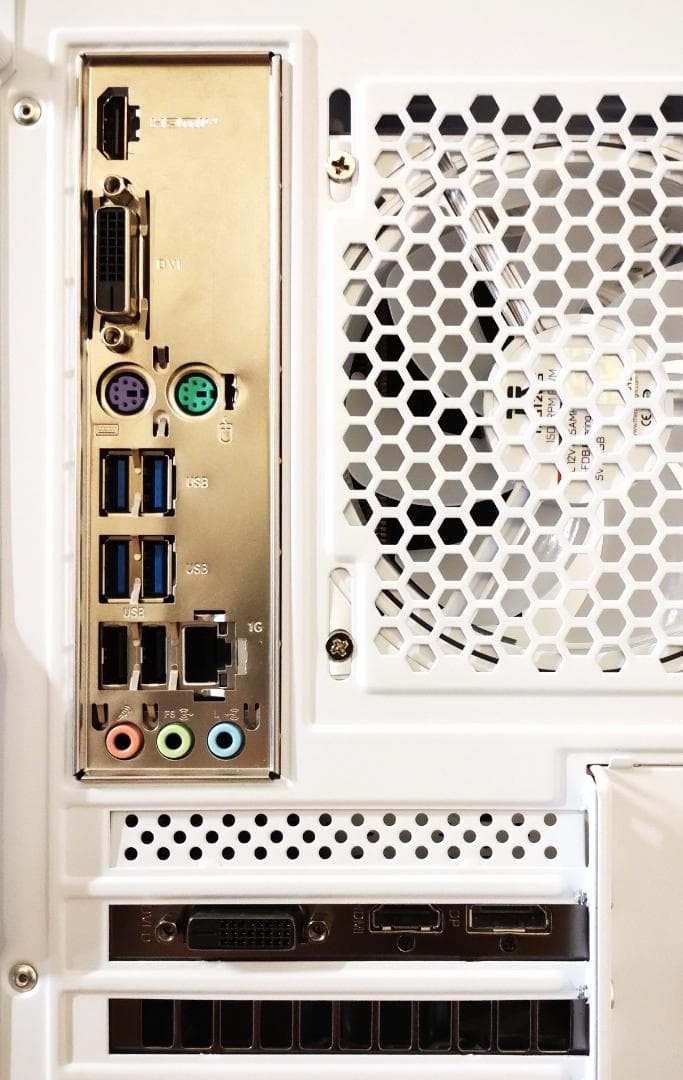 Ryzen5 5500/GTX1660Ti/メモリ16G/NVMe512G