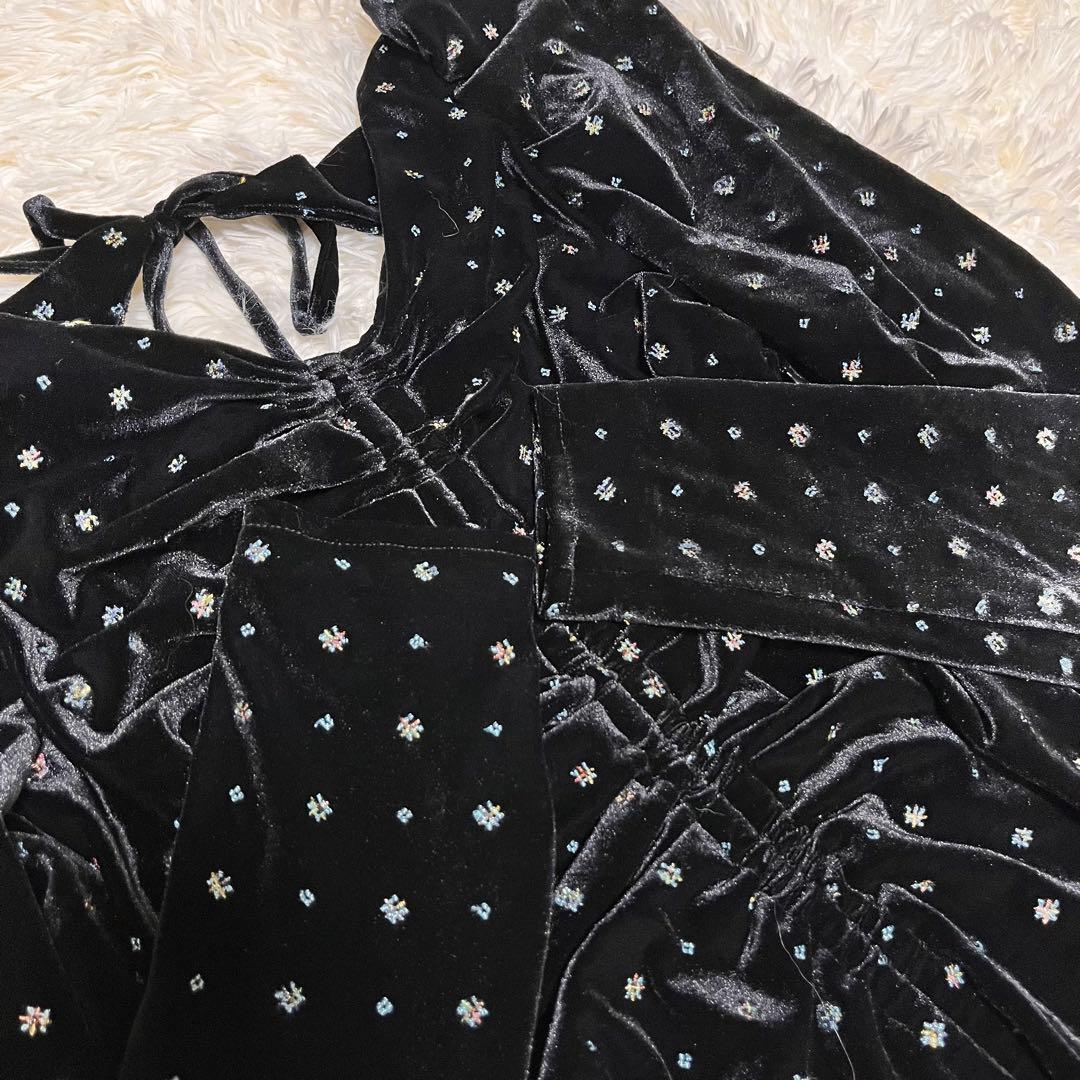 極美品 snidel ベロア 刺繍 ワンピース 2024AWブラック M ドレス