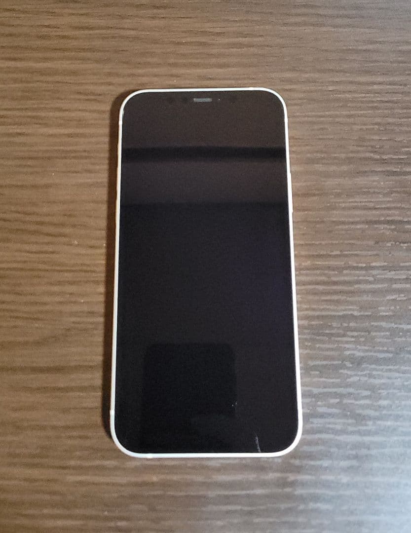 iPhone 12 ホワイト 64gb ドコモ版　SIMフリー