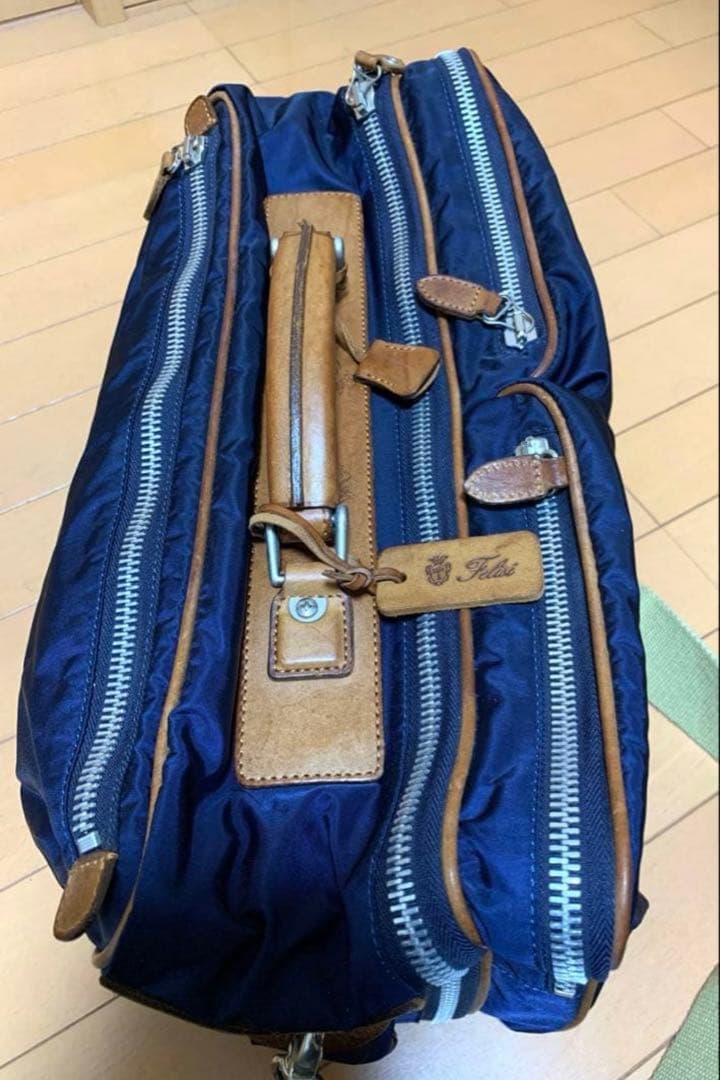 フェリージ　ボストン　ビジネスバック　ネイビー