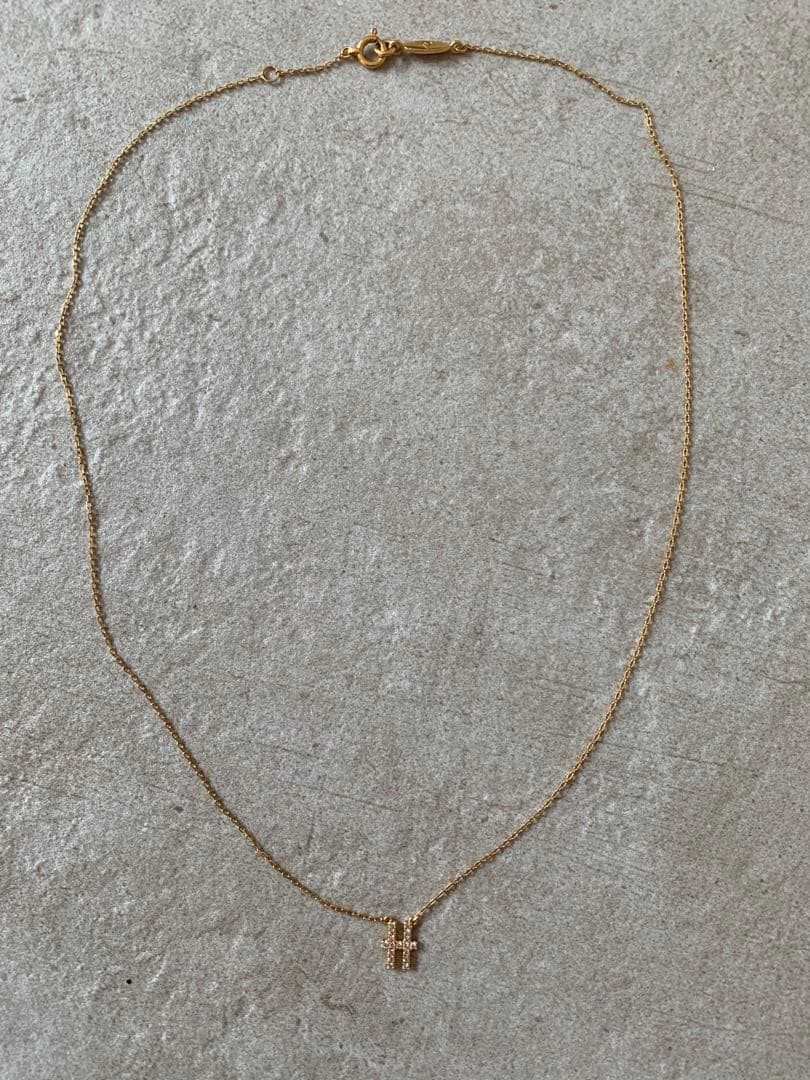 アーカー　イニシャル　ネックレス　H