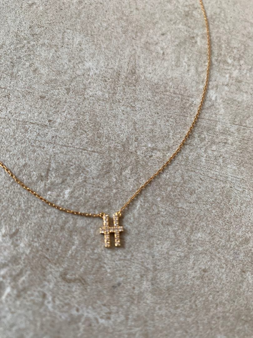 アーカー　イニシャル　ネックレス　H