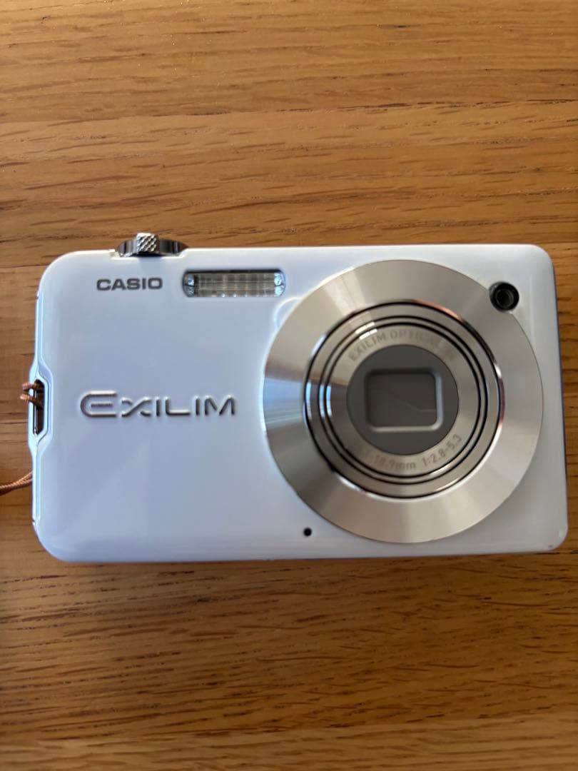 CASIO カシオ EXILIM EX-S10 コンパクト デジタルカメラ