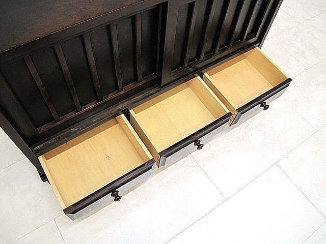 美品　北海道民芸家具 樺無垢材茶棚　 　茶タンス/茶箪笥/食器棚/サイドボード