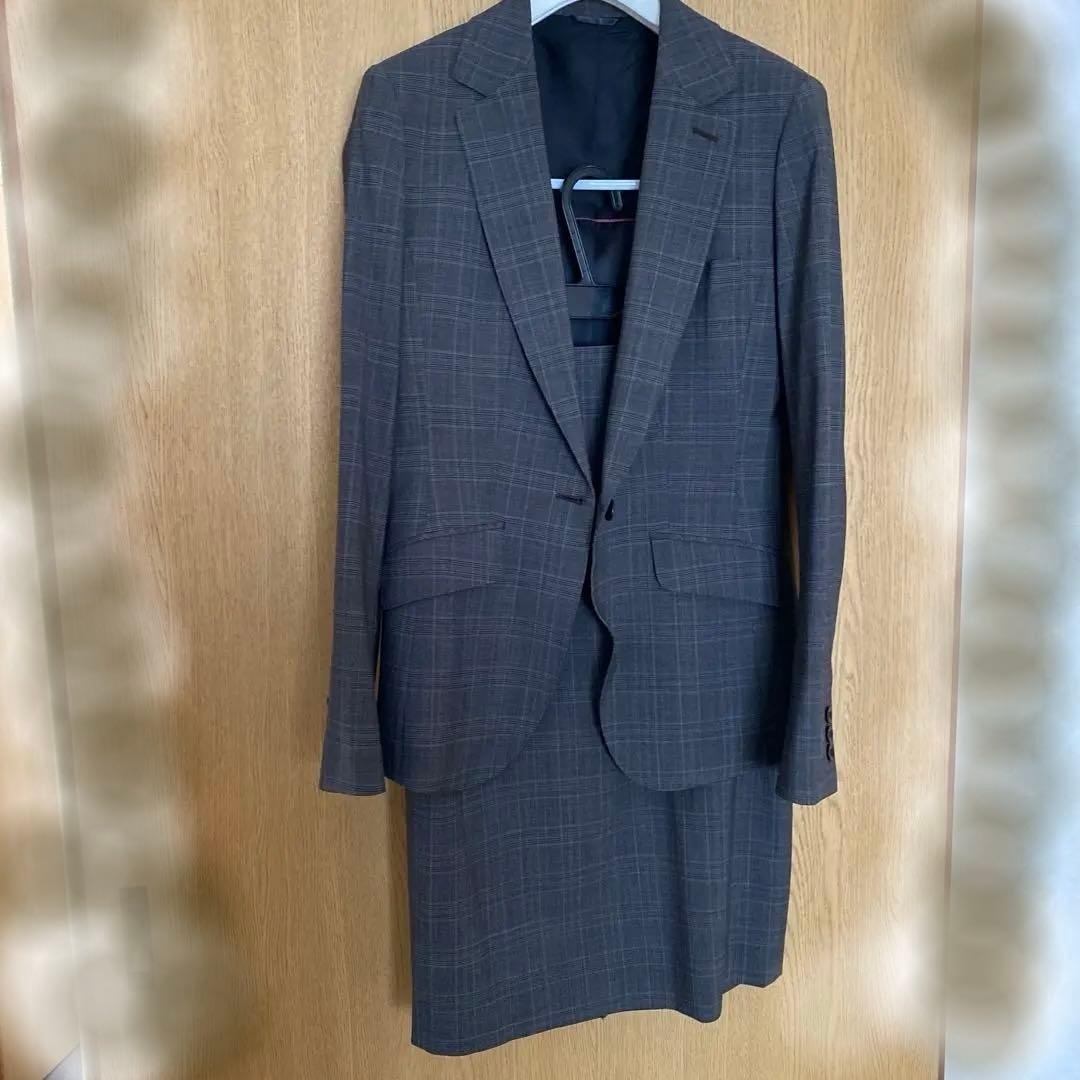HILTONスーツ 【美品】洋服の青山 ジャケット（11号）スカート（11号）