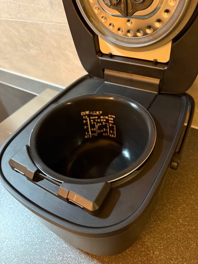 TOSHIBA 圧力IH 炊飯器 RC-6PXR