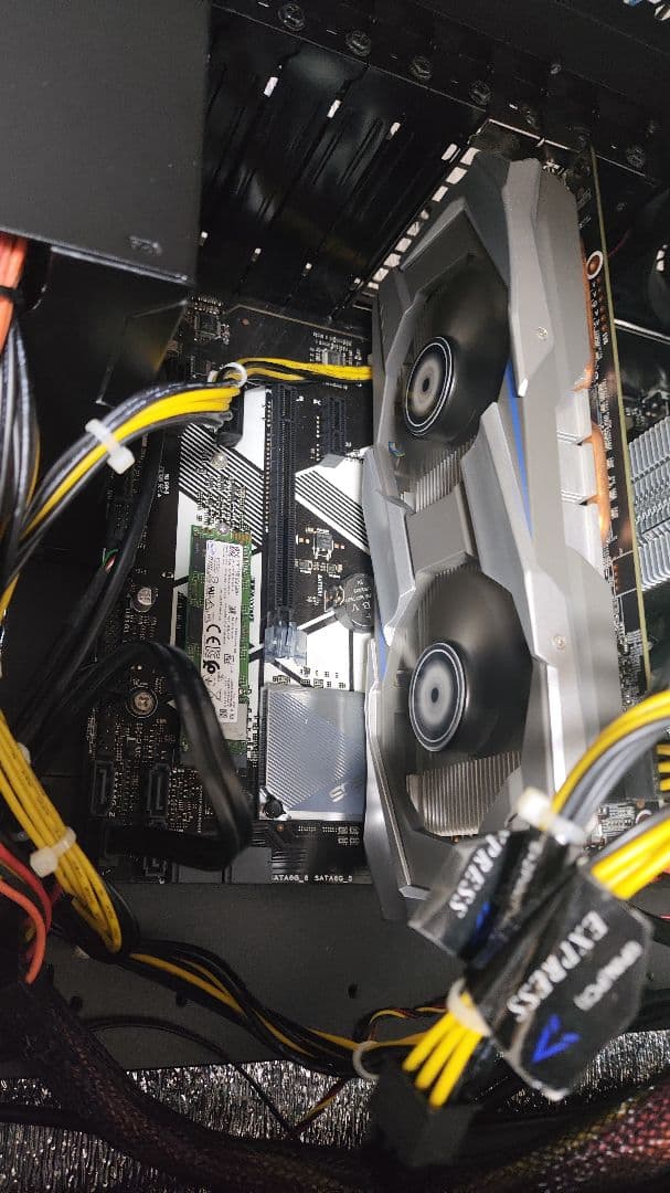 Windowsデスクトップ GALLERIA XT i7 9700 1060 6GB