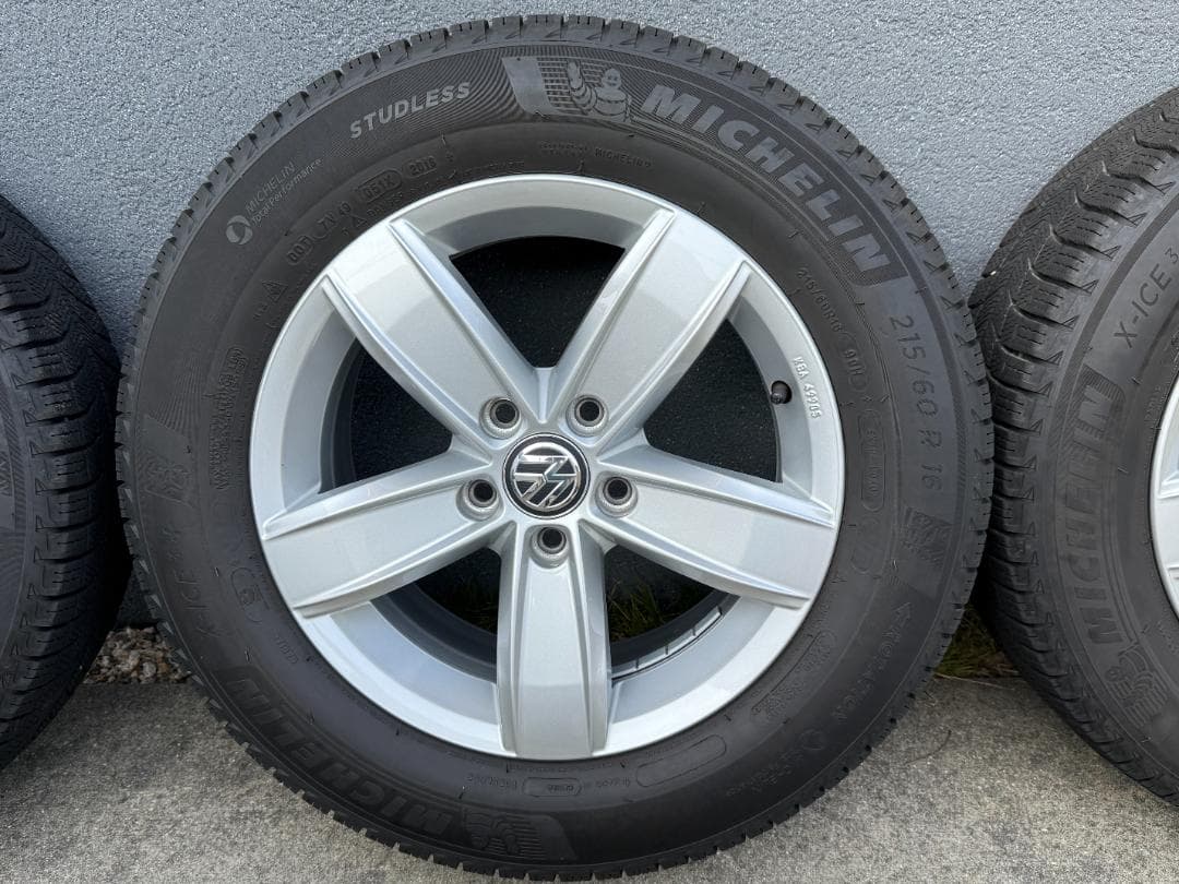 VW純正ホイール　ミシュラン X-ICE3+　 スタッドレス　215/60R16
