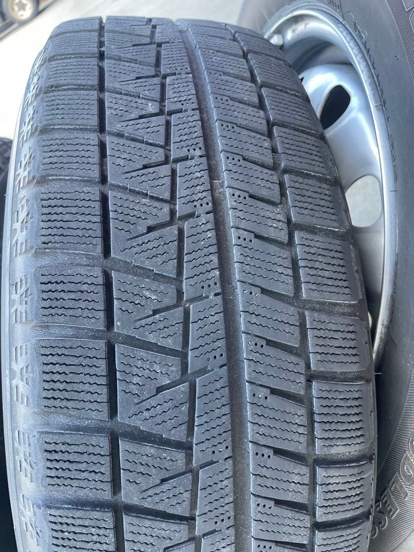 セレナ、ノア、ステップワゴン、カローラ、プリウス195/65Ｒ15　スタッドレス