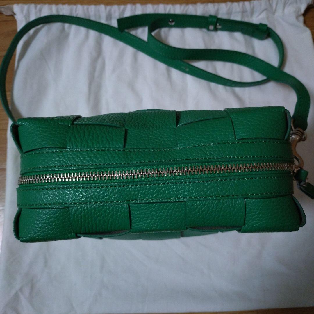 IACUCCI ショルダーバッグ