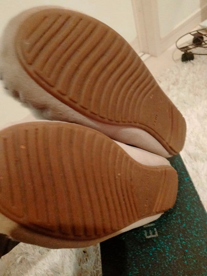 EMU Australia　ムートンモカシンМ８グレー