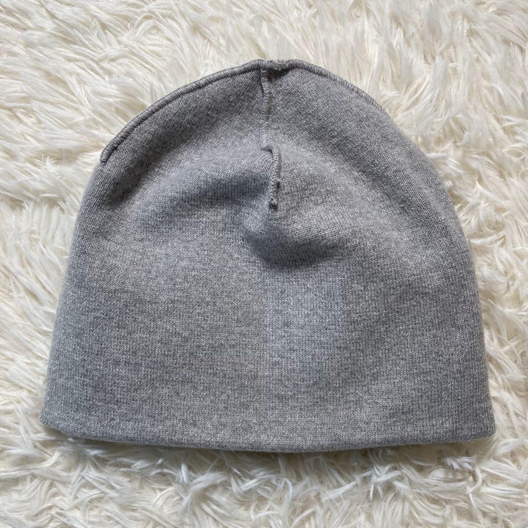 未使用級 FENDI フェンディ ラメロゴ ニット帽 キャップ ビーニー