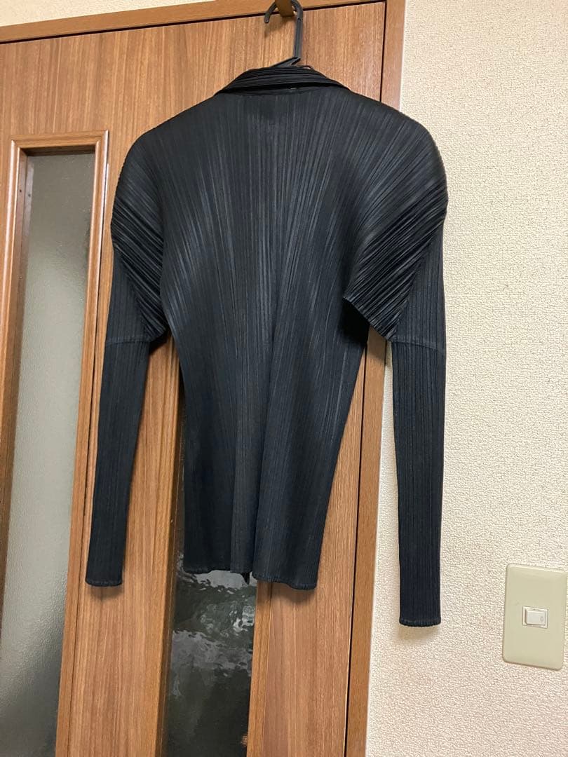 PLEATS PLEASE ISSEY MIYAKE ブラック大きなサイズ4