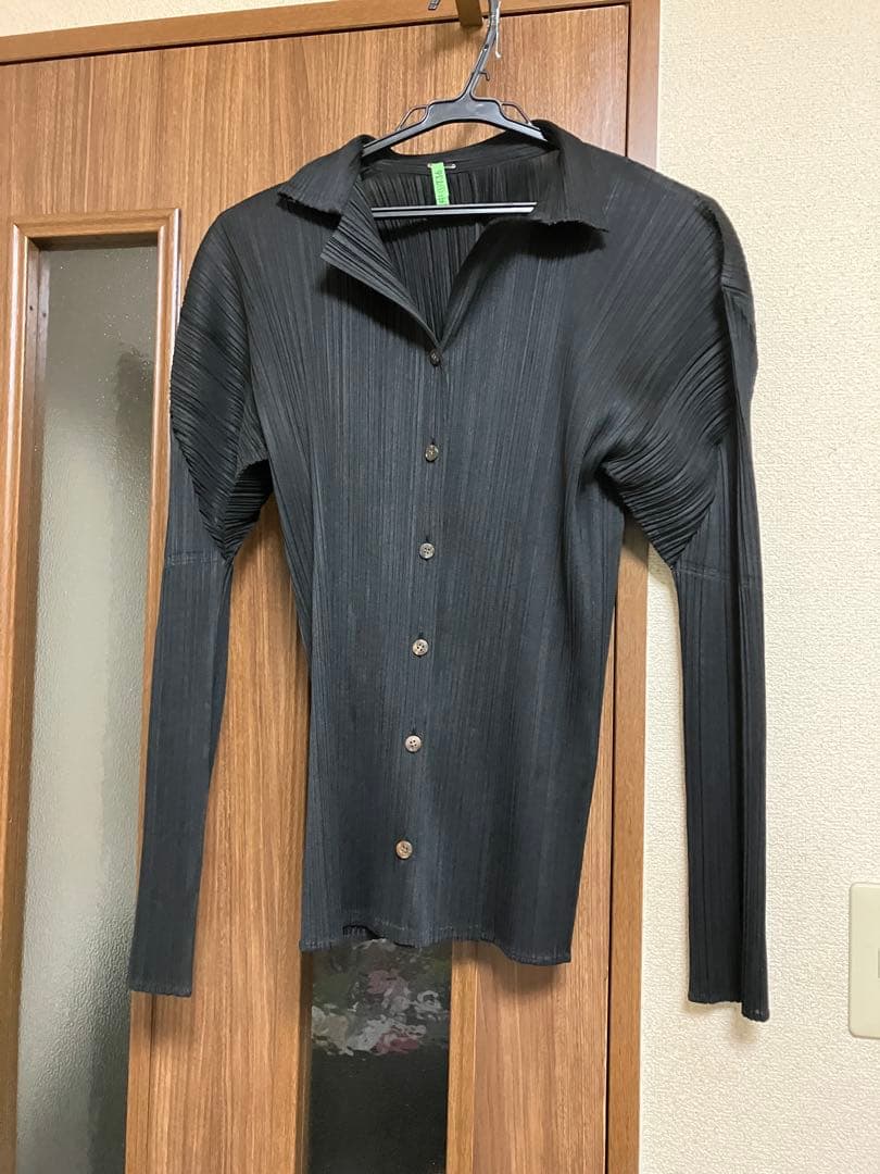 PLEATS PLEASE ISSEY MIYAKE ブラック大きなサイズ4