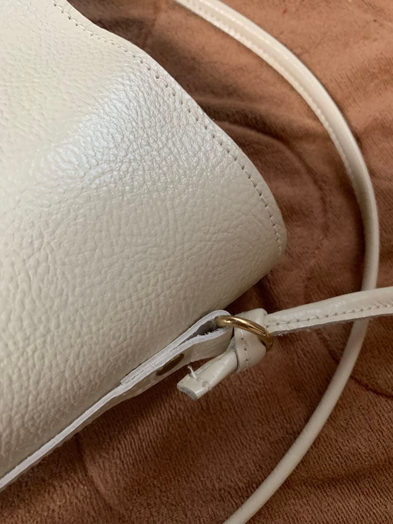 tammy　　　 オーバルショルダーバッグ