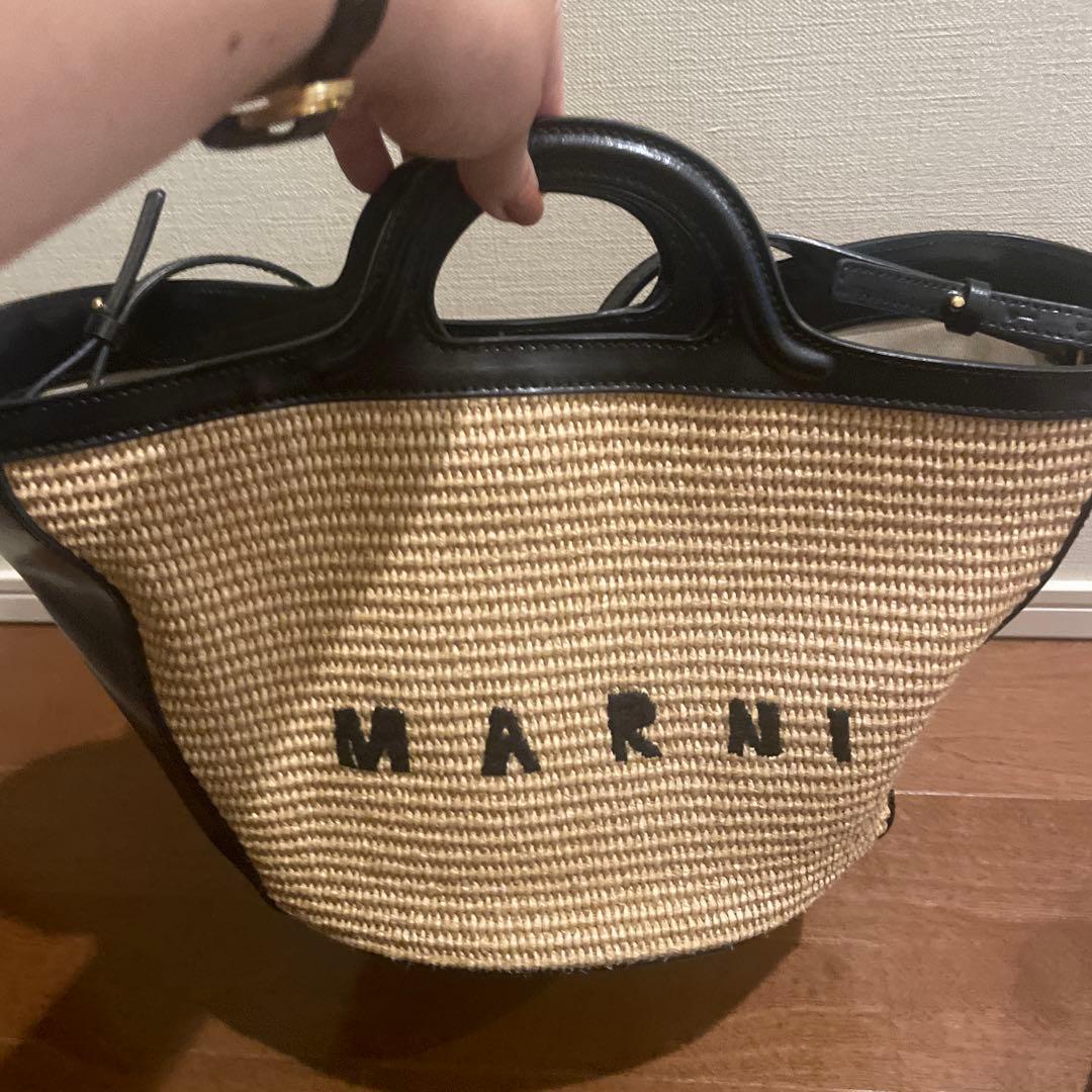 マルニ　カゴバック　ブラック　スモール